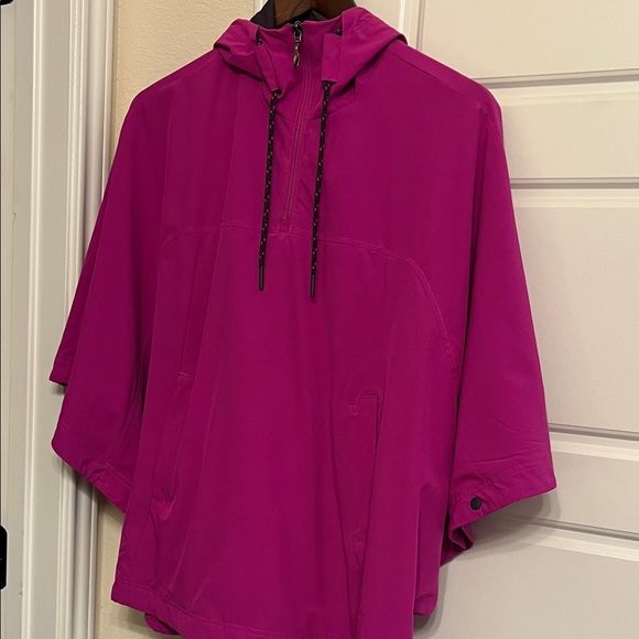 The North Face Fuchsia Hooded Poncho - Picture 2 of 11